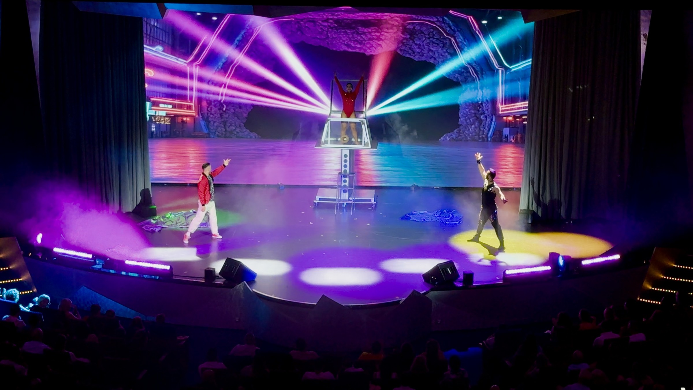 Live audience moment — Magical Multiverse